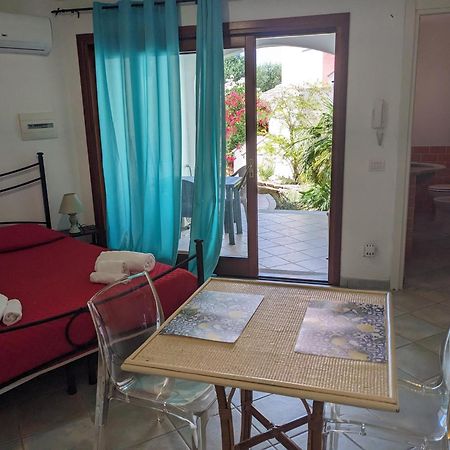 Residenze Il Girasole Aparthotel Golfo Aranci Kültér fotó