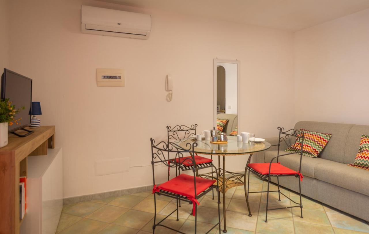 Residenze Il Girasole Aparthotel Golfo Aranci Kültér fotó