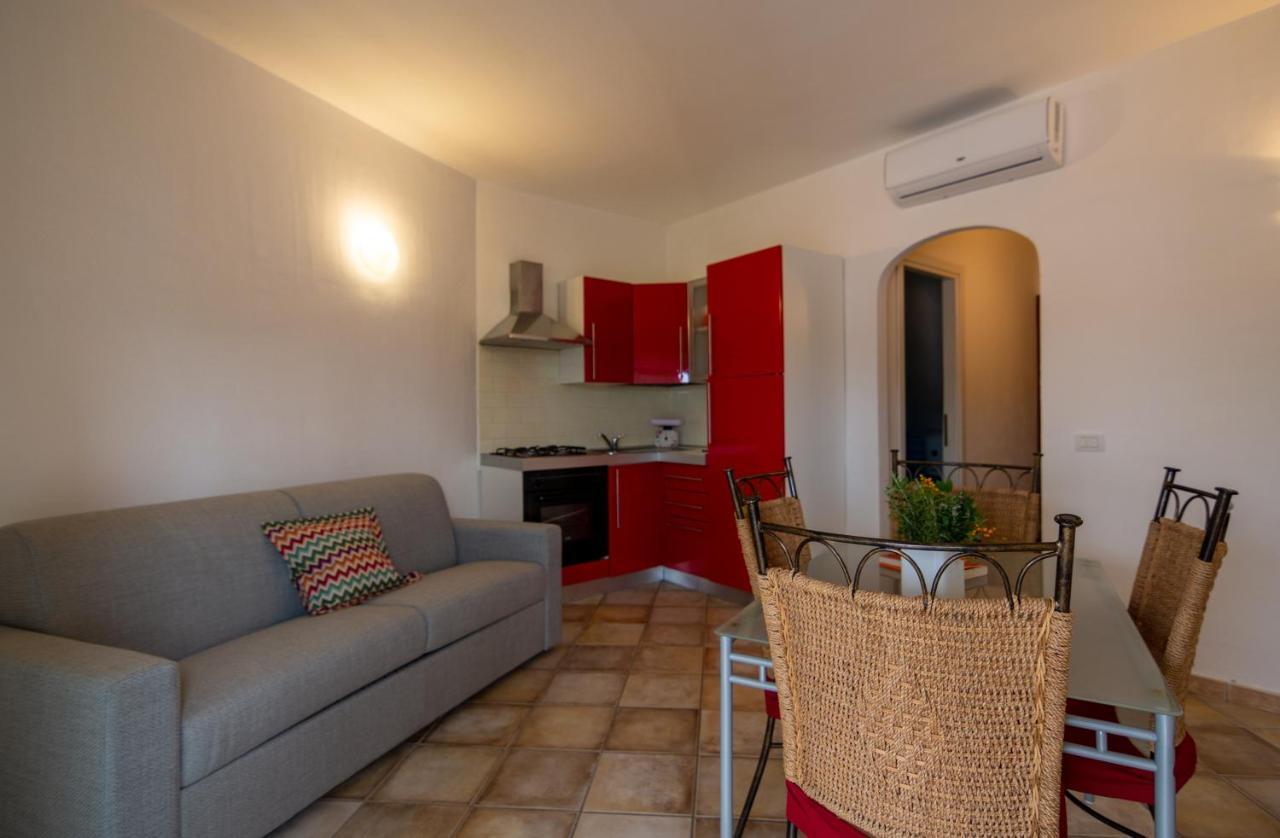 Residenze Il Girasole Aparthotel Golfo Aranci Kültér fotó
