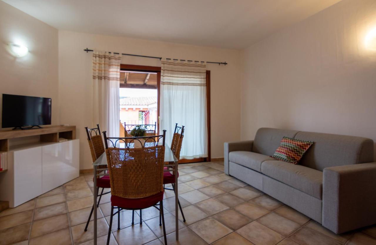 Residenze Il Girasole Aparthotel Golfo Aranci Kültér fotó