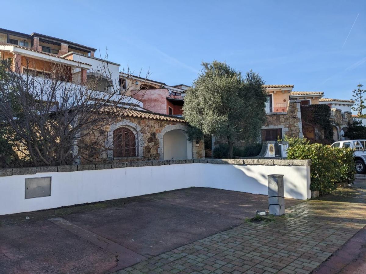 Residenze Il Girasole Aparthotel Golfo Aranci Kültér fotó