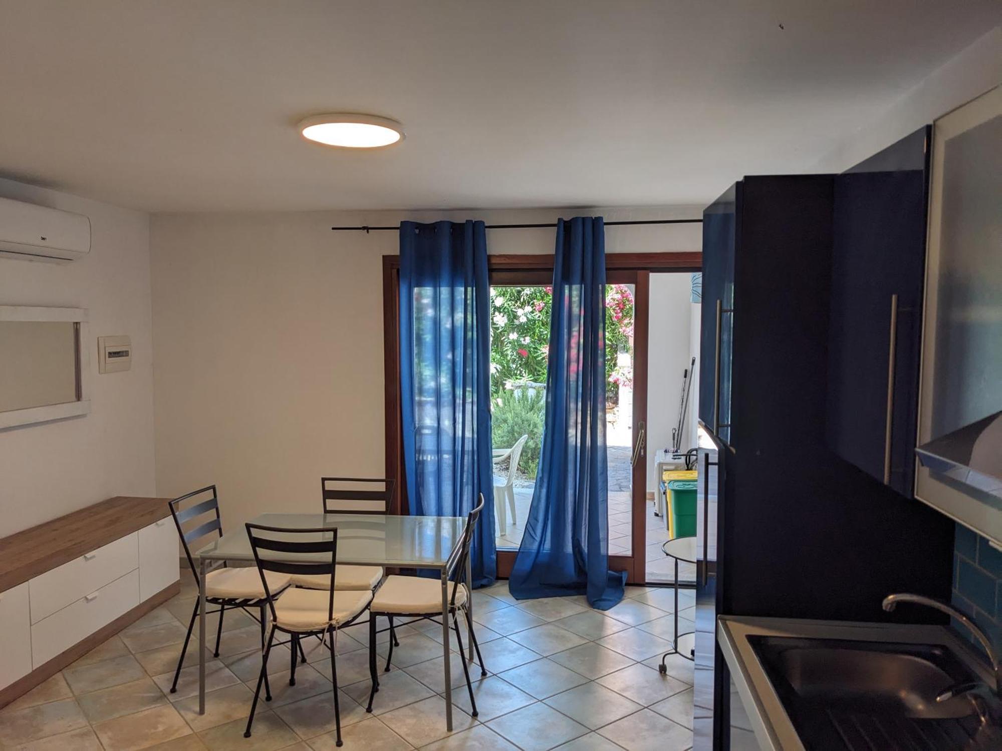 Residenze Il Girasole Aparthotel Golfo Aranci Szoba fotó