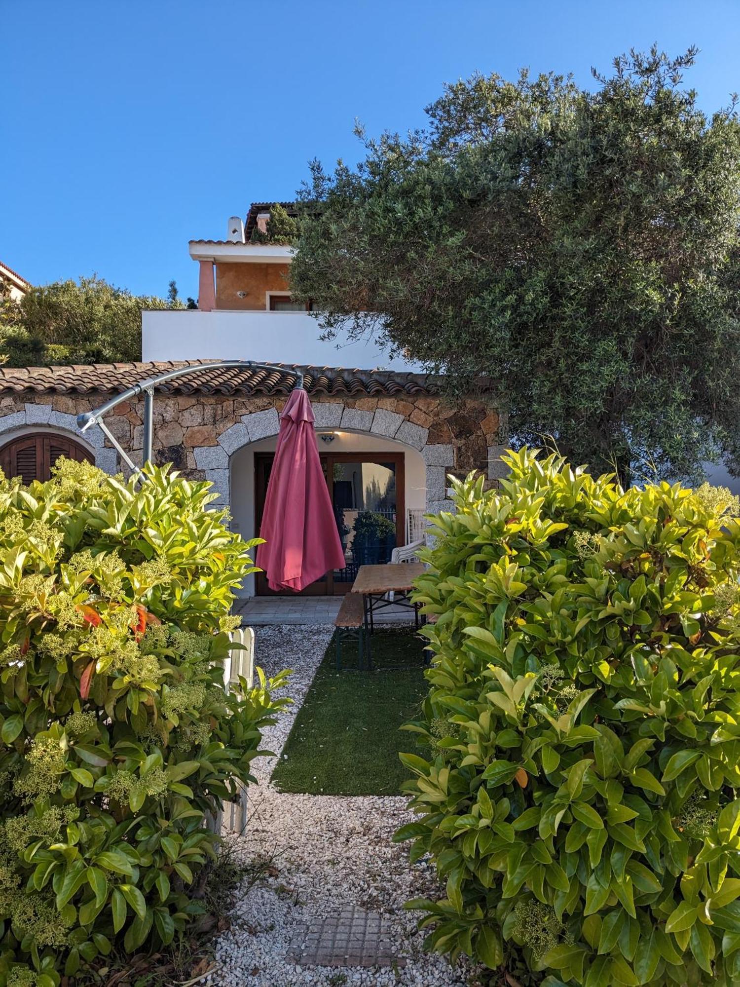 Residenze Il Girasole Aparthotel Golfo Aranci Kültér fotó